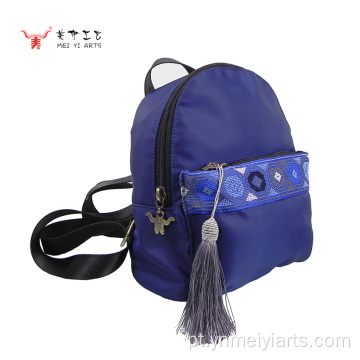 Mini mochila étnica de nylon impermeável com bordado artesanal
